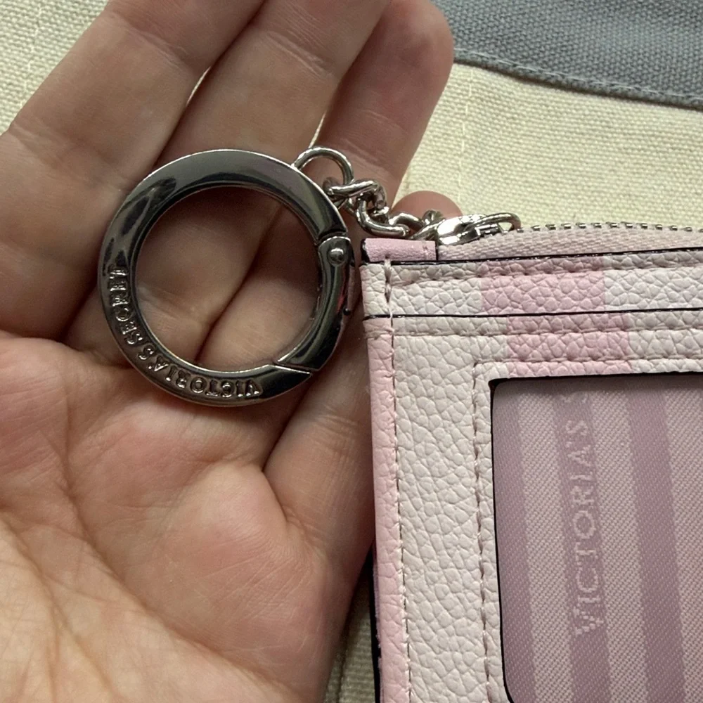 Victoria Secret Folder Wallet - Picture 5 of 5